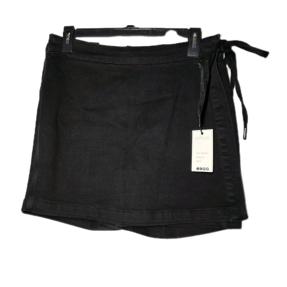Judy Blue Size XLg. Black Denim Skort‎ Stretchable Short Wrap Style High Waist